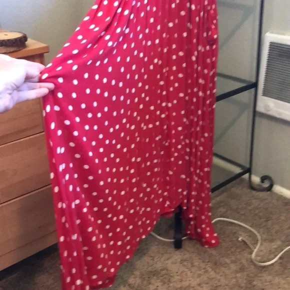 Free people dress, new with tags. Polka dots, pockets, super comfy and sexy. - Picture 6 of 7